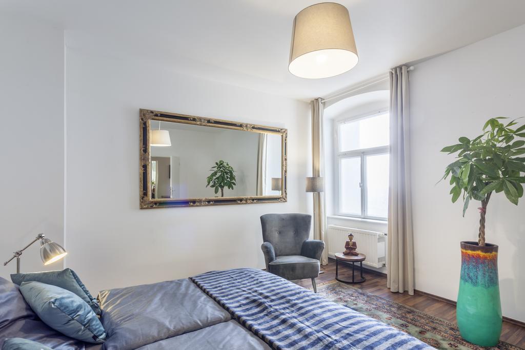 The Rheinsberger - Cosy 2Br One Living Room Up To 6 Βερολίνο Εξωτερικό φωτογραφία